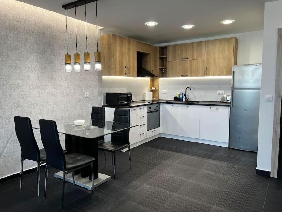 Blue & Gold Stylish Appartement
